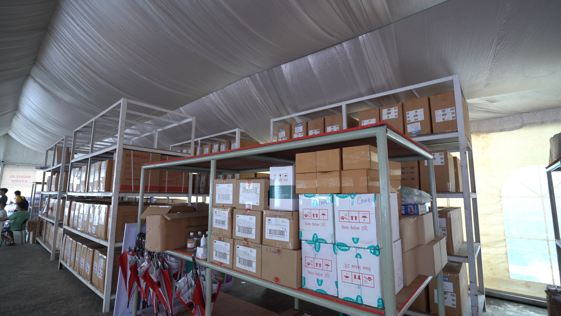 ayeyarwady_center_acommodates_COVID_19_Positive_patients_for_treatment_in_myanmar_35