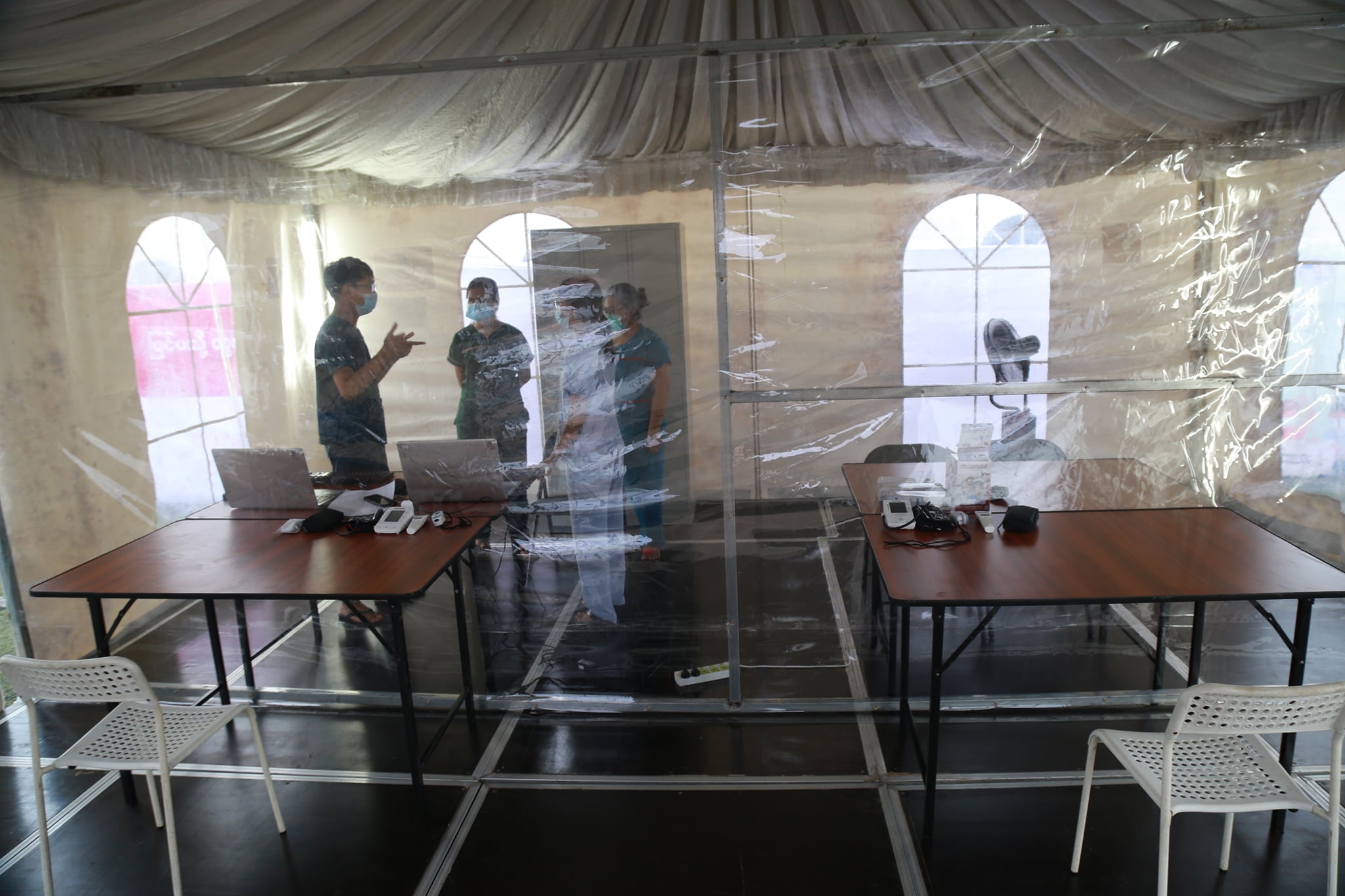 ayeyarwady_center_acommodates_COVID_19_Positive_patients_for_treatment_in_myanmar_59