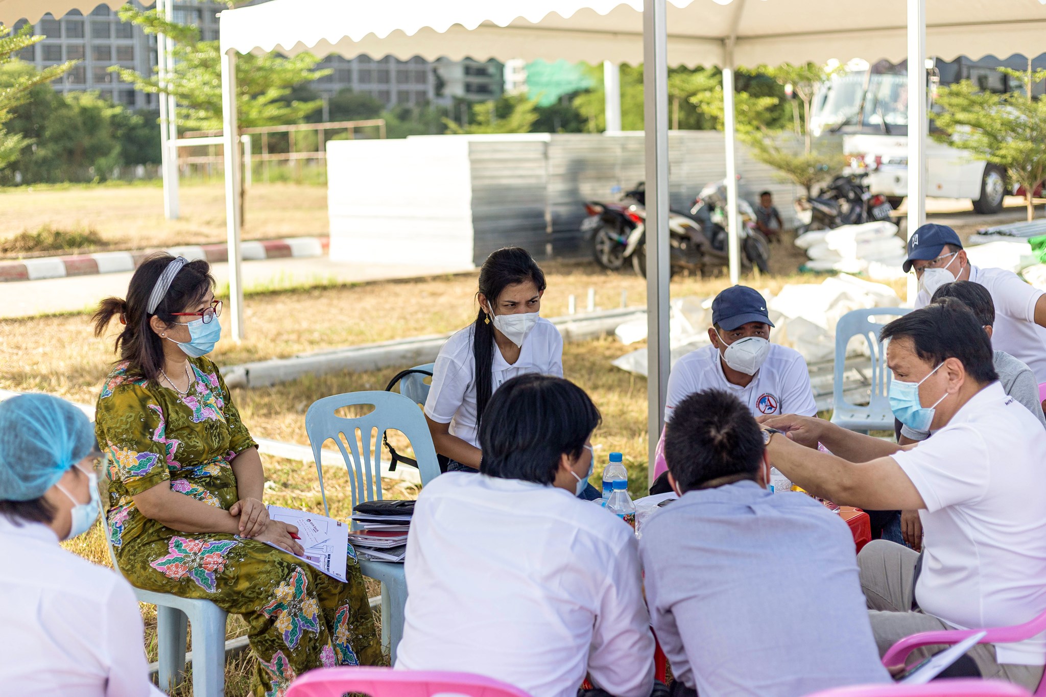 300-bed-ayeyarwady-center-at-covid-19-treatment-center-in-mandalay-is-under-construction_4