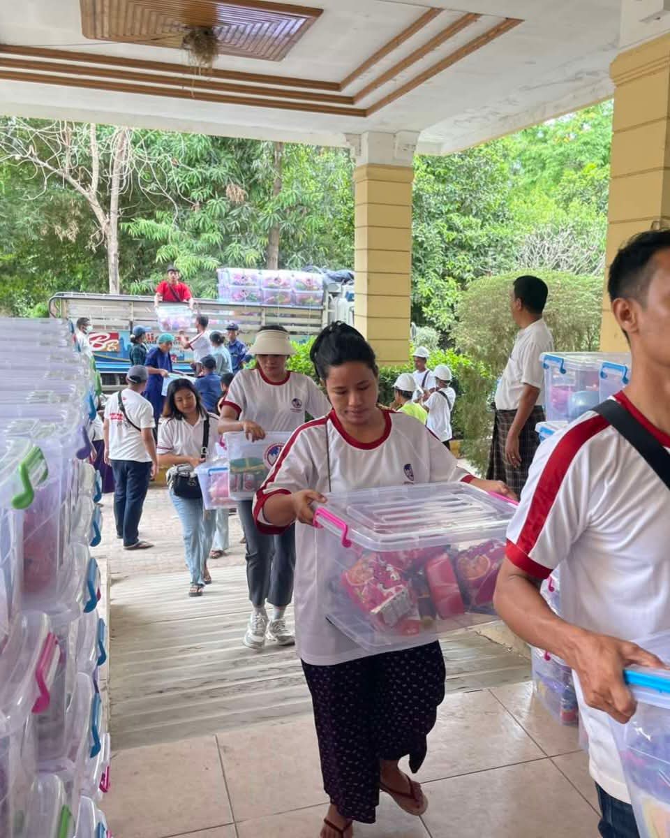 ayf-donation-box-2